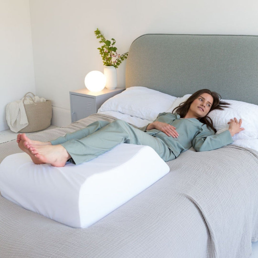 Pillow for swollen sales legs